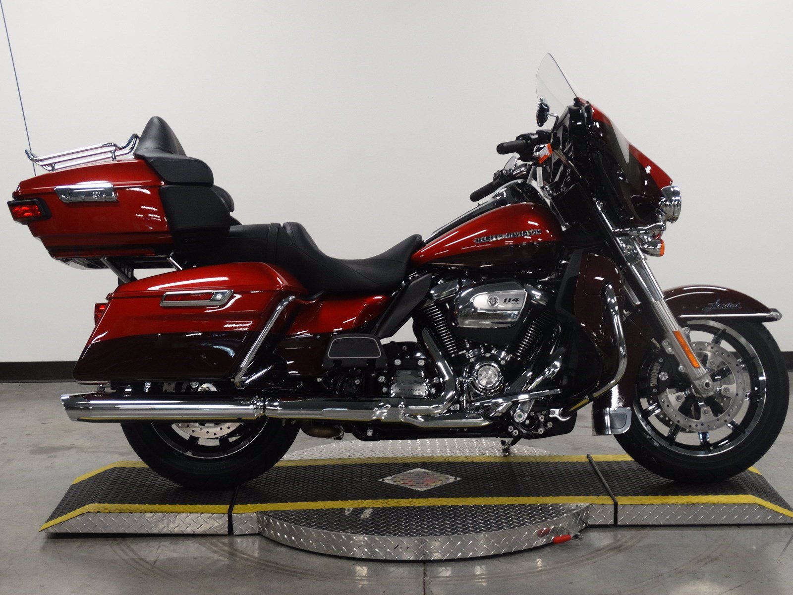 New 2019  Harley  Davidson  Ultra  Limited FLHTK Touring in 