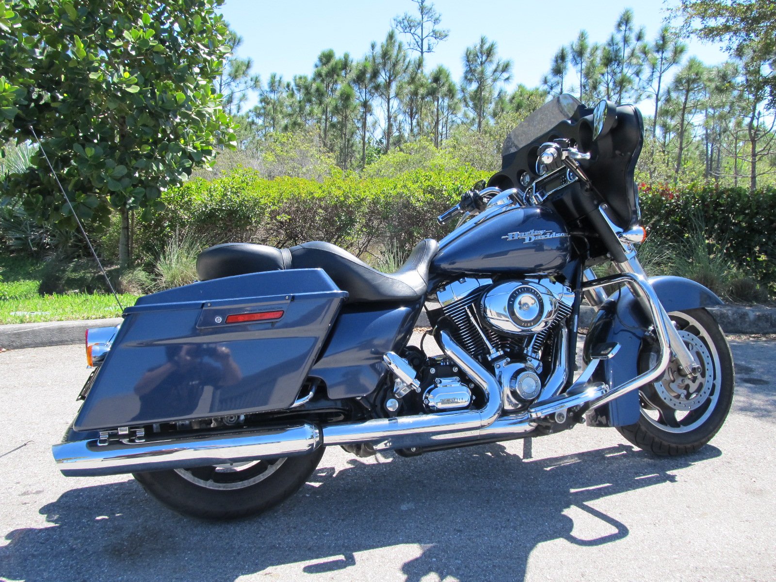 Pre-Owned 2009 Harley-Davidson Street Glide FLHX Touring in Fort Myers ...