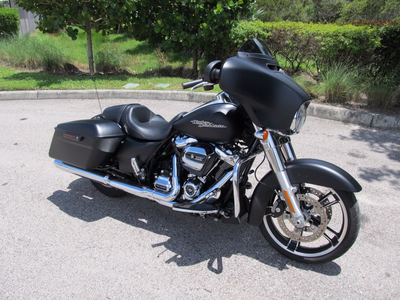 Pre-Owned 2017 Harley-Davidson Street Glide FLHX Touring in Fort Myers ...