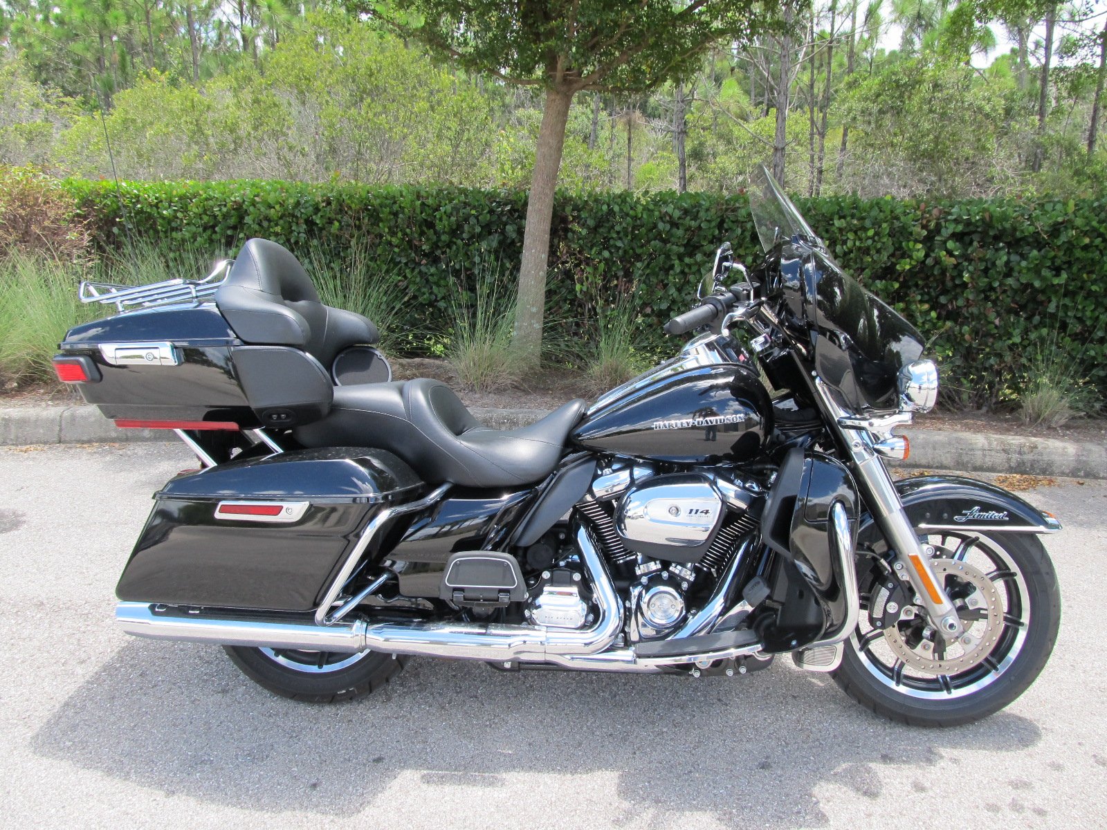 Pre-Owned 2019 Harley-Davidson Ultra Limited FLHTK Touring in Fort