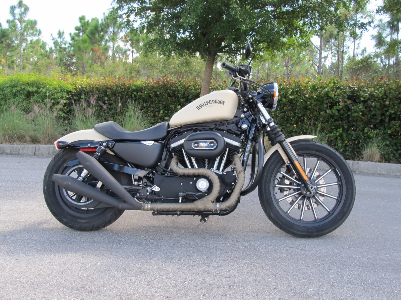 Pre-Owned 2014 Harley-Davidson Sportster Iron 883 XL883N Sportster in ...